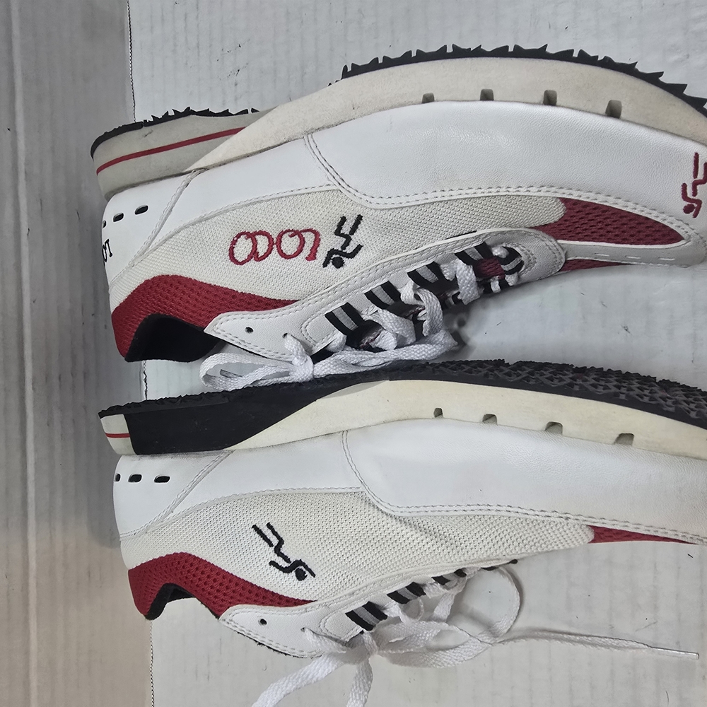 White and Red Athletic Sneakers by Loo‎
